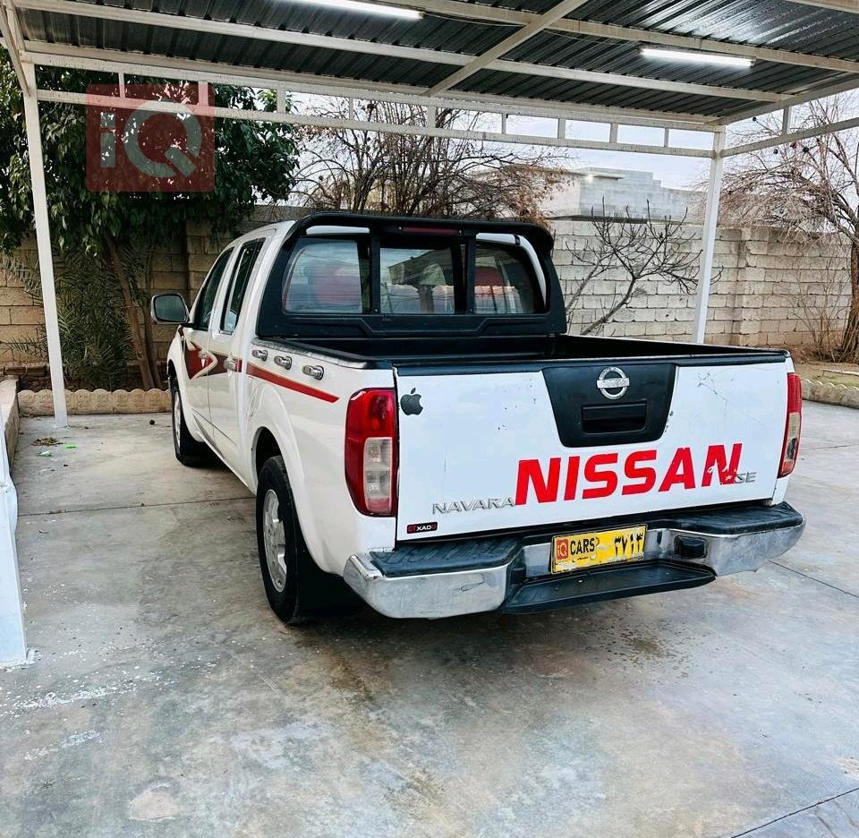 نيسان نافارا